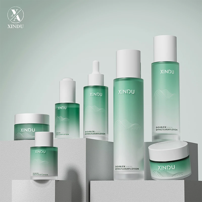 Wholesale luxury skincare packaging set empty lotion pump glass bottle and jar cosmetic cream bottle with plastic pump