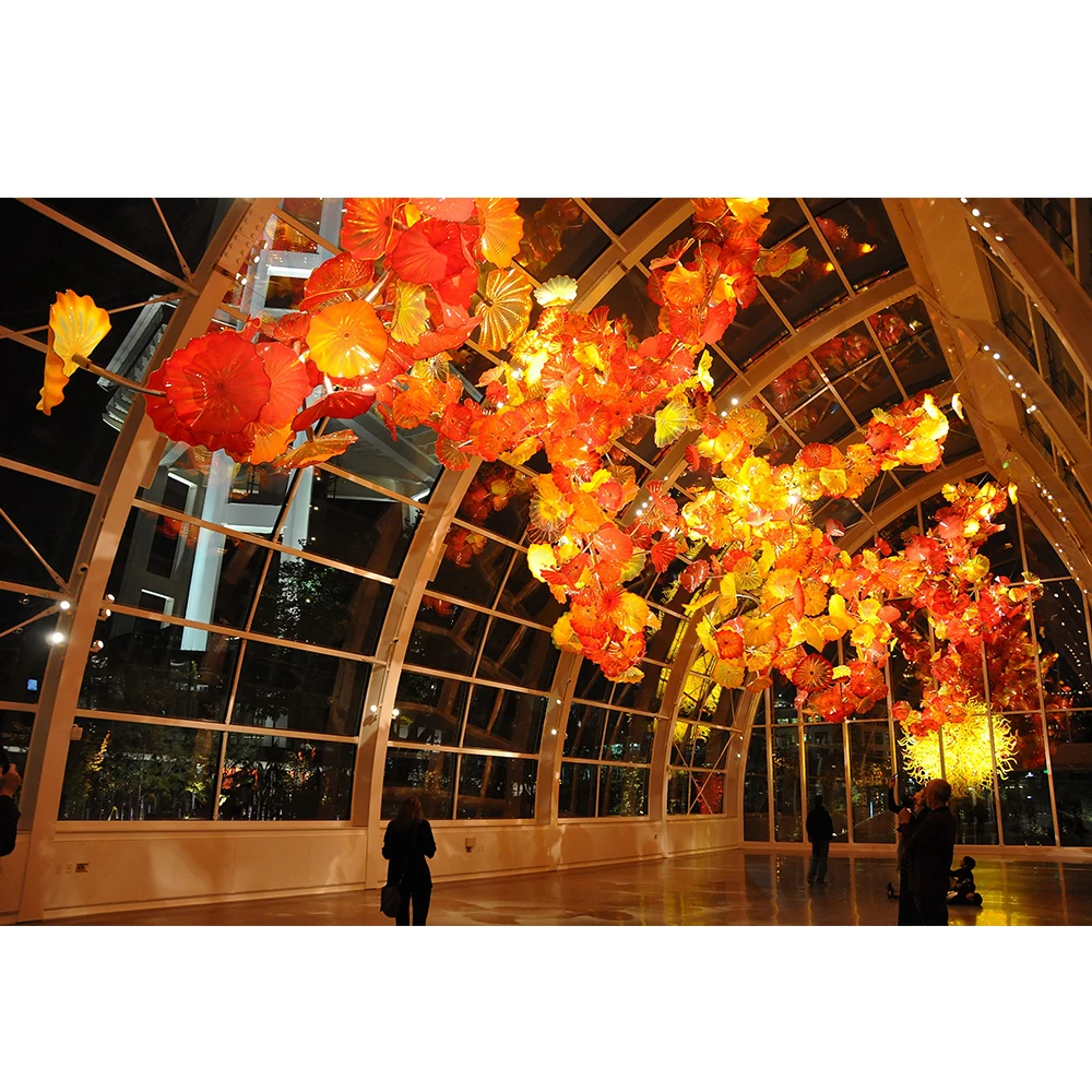 Modern chihuly custom murano glass wall plates round lotus flower shaped hand blown colourful glass plates wall decoration