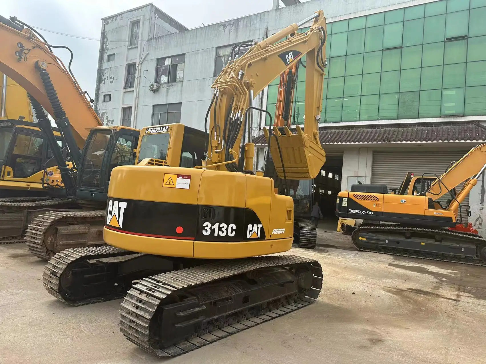 Caterpillar Original Large Construction Equipment Caterpillar CAT313C Used Crawler Excavator Cat313C