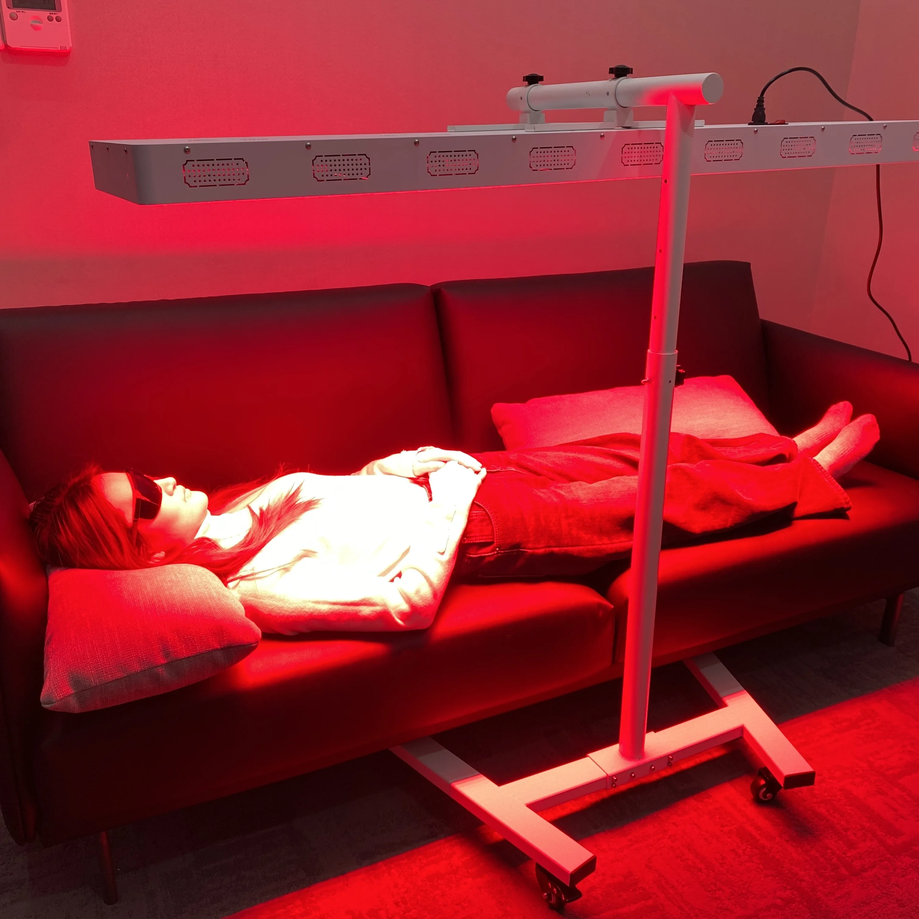 Portable 660nm 850nm Infrared Red Light Therapy Healing Panels Floor Stand Red Light Therapy Panel For Whole Body