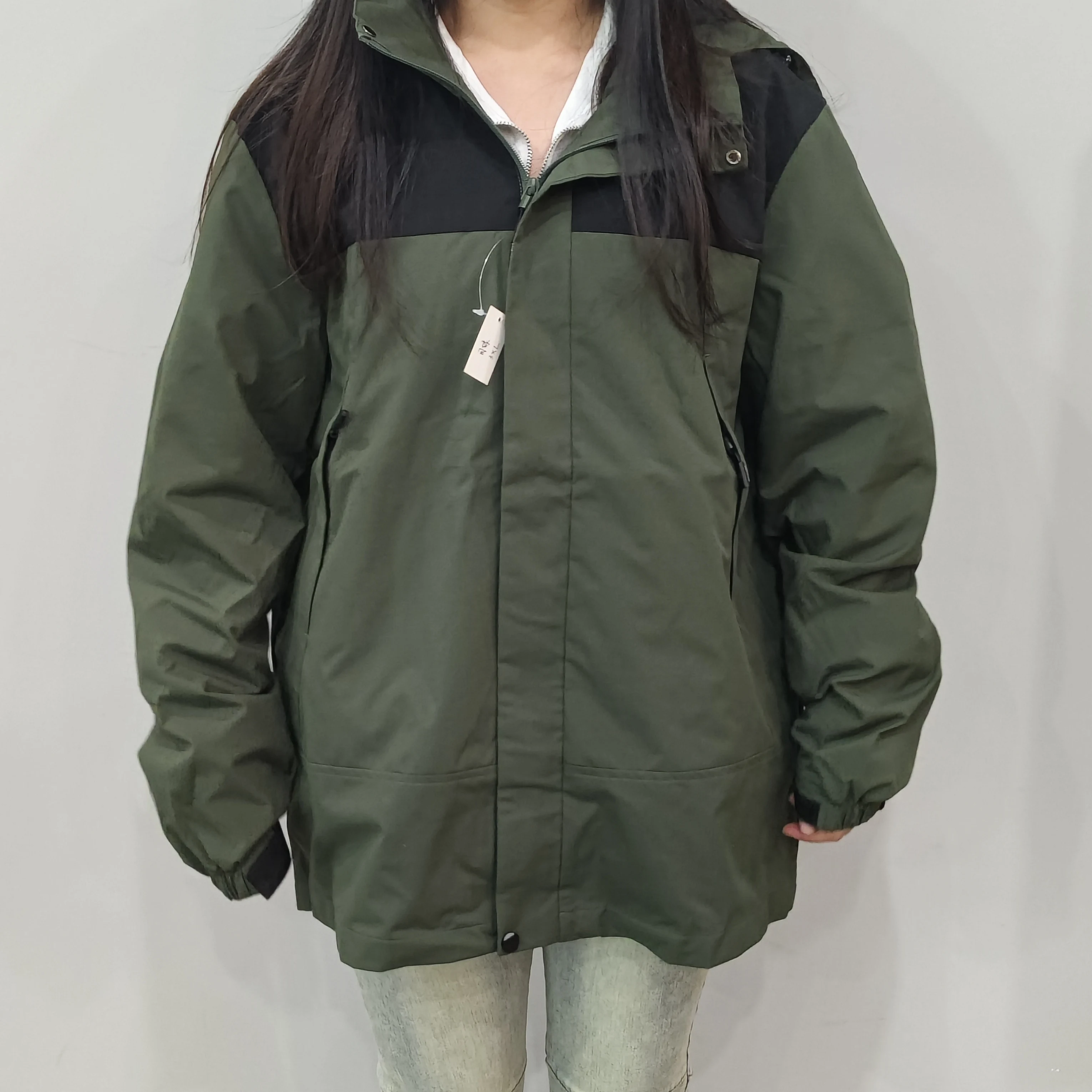 High Quality OEM Custom Windbreaker Quick Dry Racing Hooded Jacket Casual Sporty Running Waterproof Mens Windbreaker Jacket