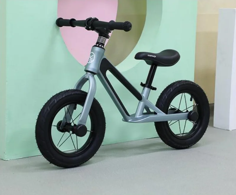 Factory Wholesale Stock 12 14 inch Kids Balance bike with Magnesium Alloy Frame 4 colors