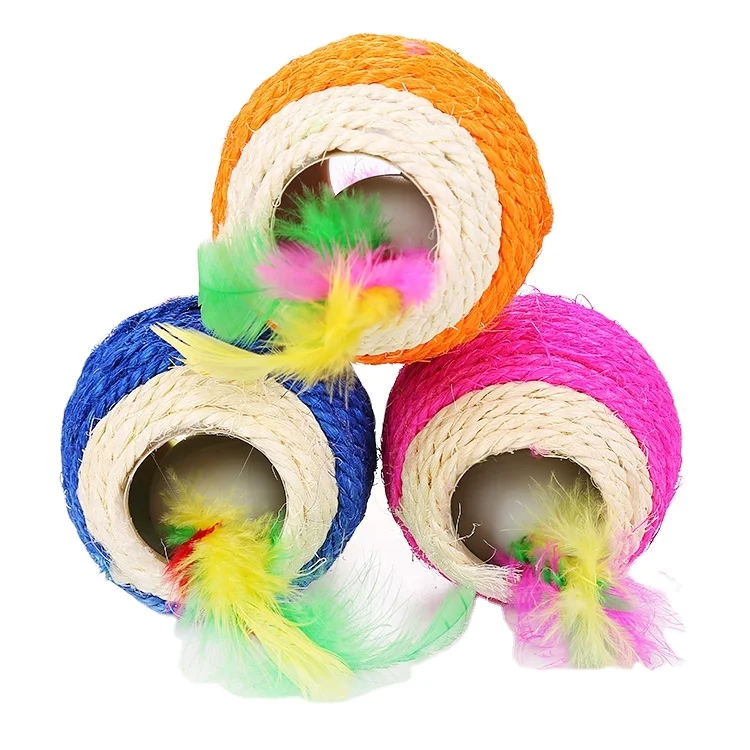 Wholesale double hole sisal ball with double head feather plastic ball cat toy ball
