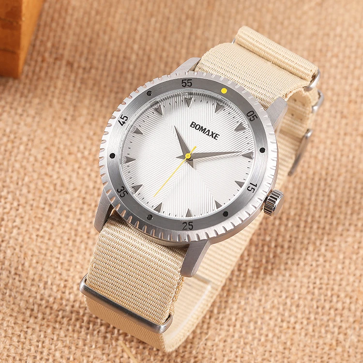 Best Fashion Watch For Men New Model Round Watches Men Wrist Solar Black Steel Case Men Stainless Steel Watch