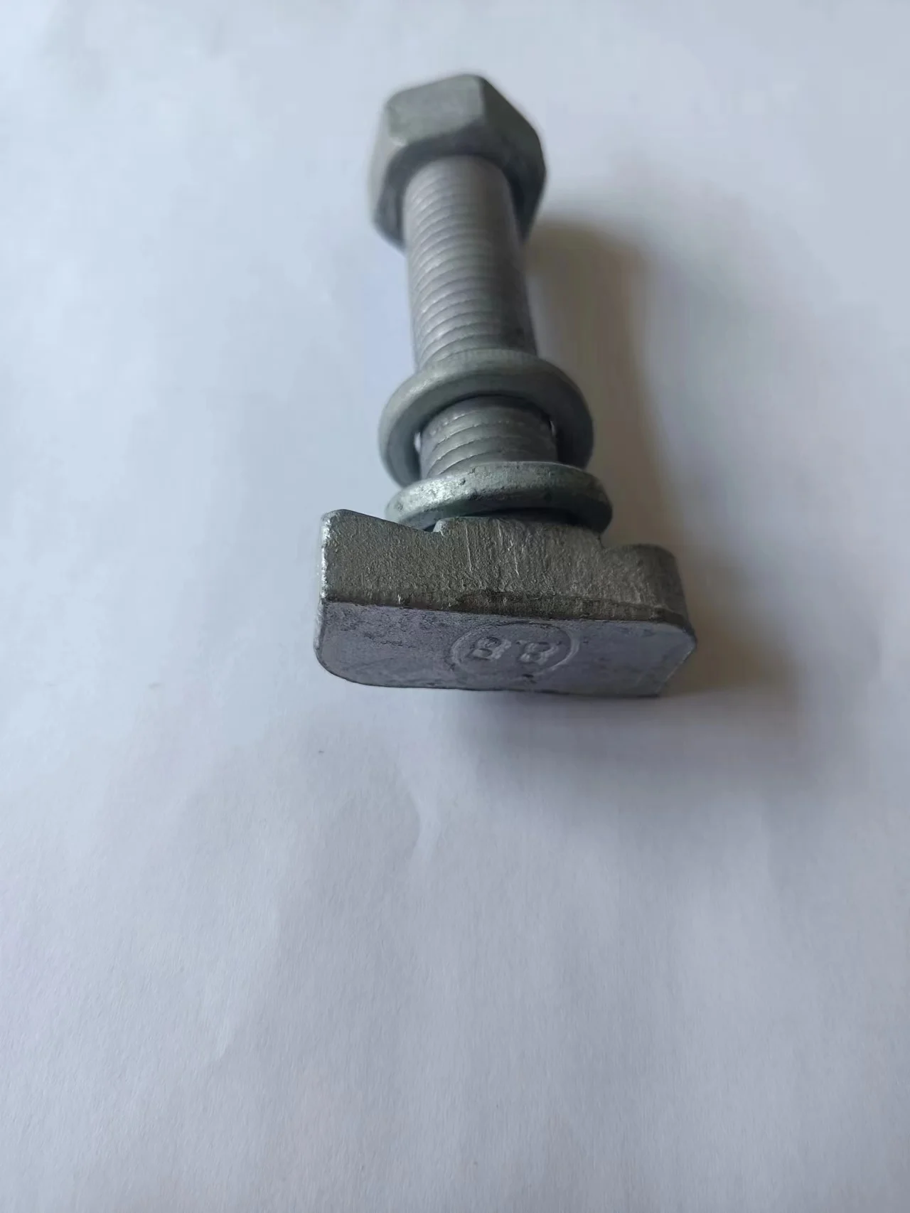 Hot-dip galvanized Hafen groove bolt High-strength T-bolt Glass curtain wall embedded T-bolt groove