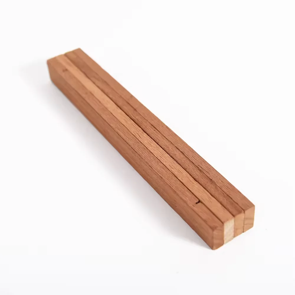 Factory Wholesale Pop Decor Wooden Magnetic Frame for Hanging Posters