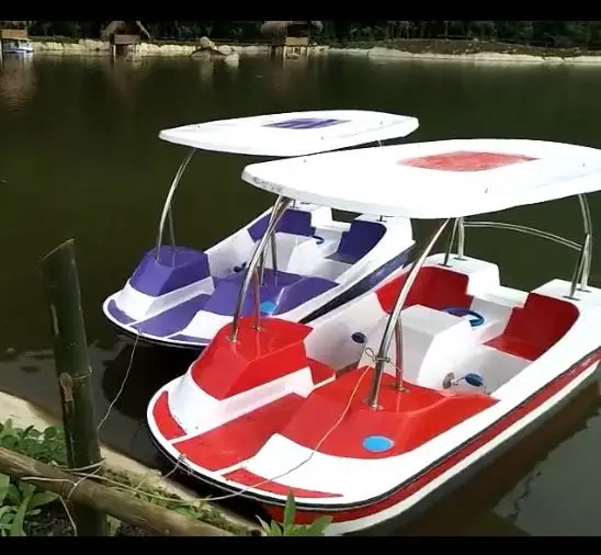 FRP pedal boat used for water park