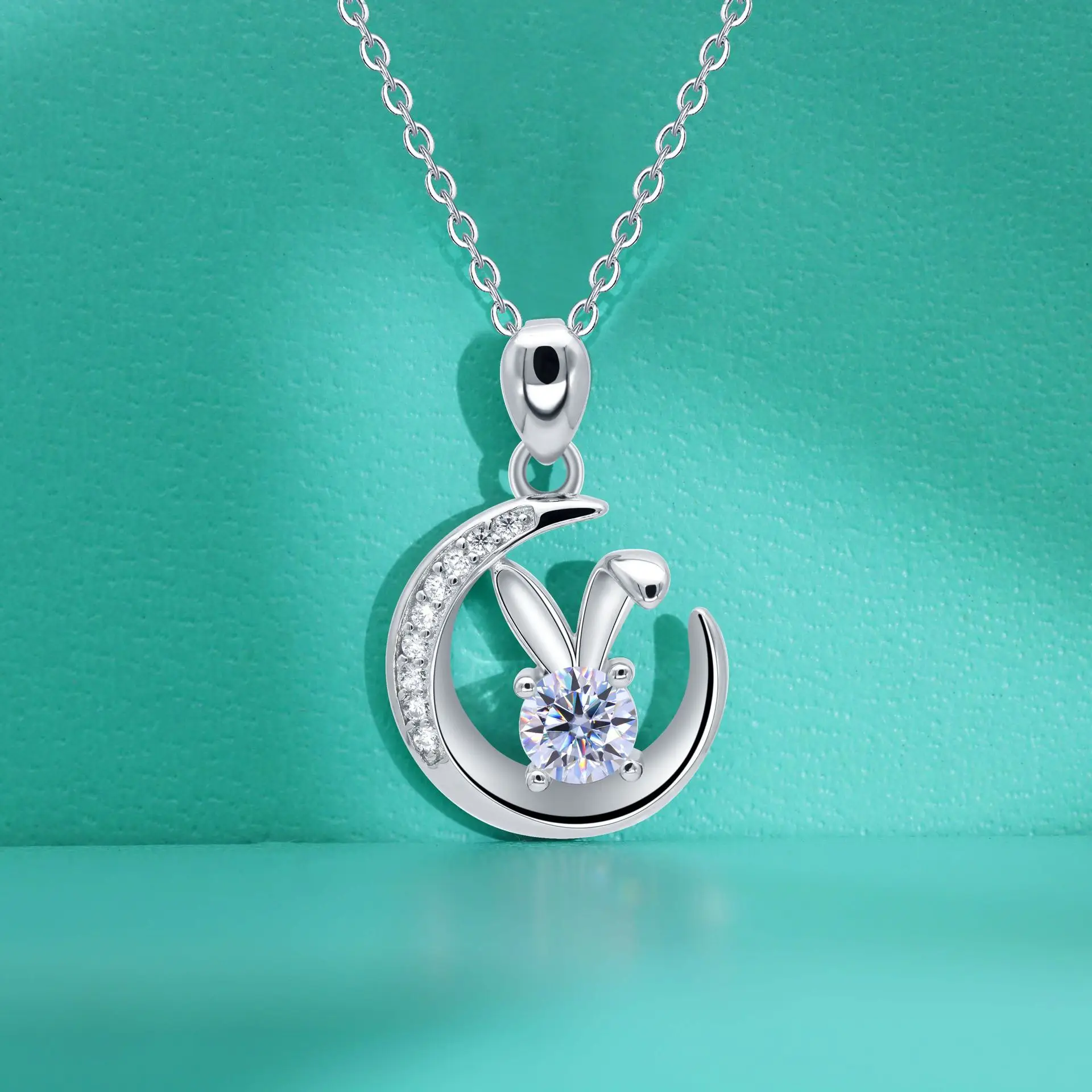 Custom Fine Jewelry Necklaces 925 Sterling Silver Moissanite Moon Rabbits Pendant Necklace Exquisite Zodiac Necklace For Women