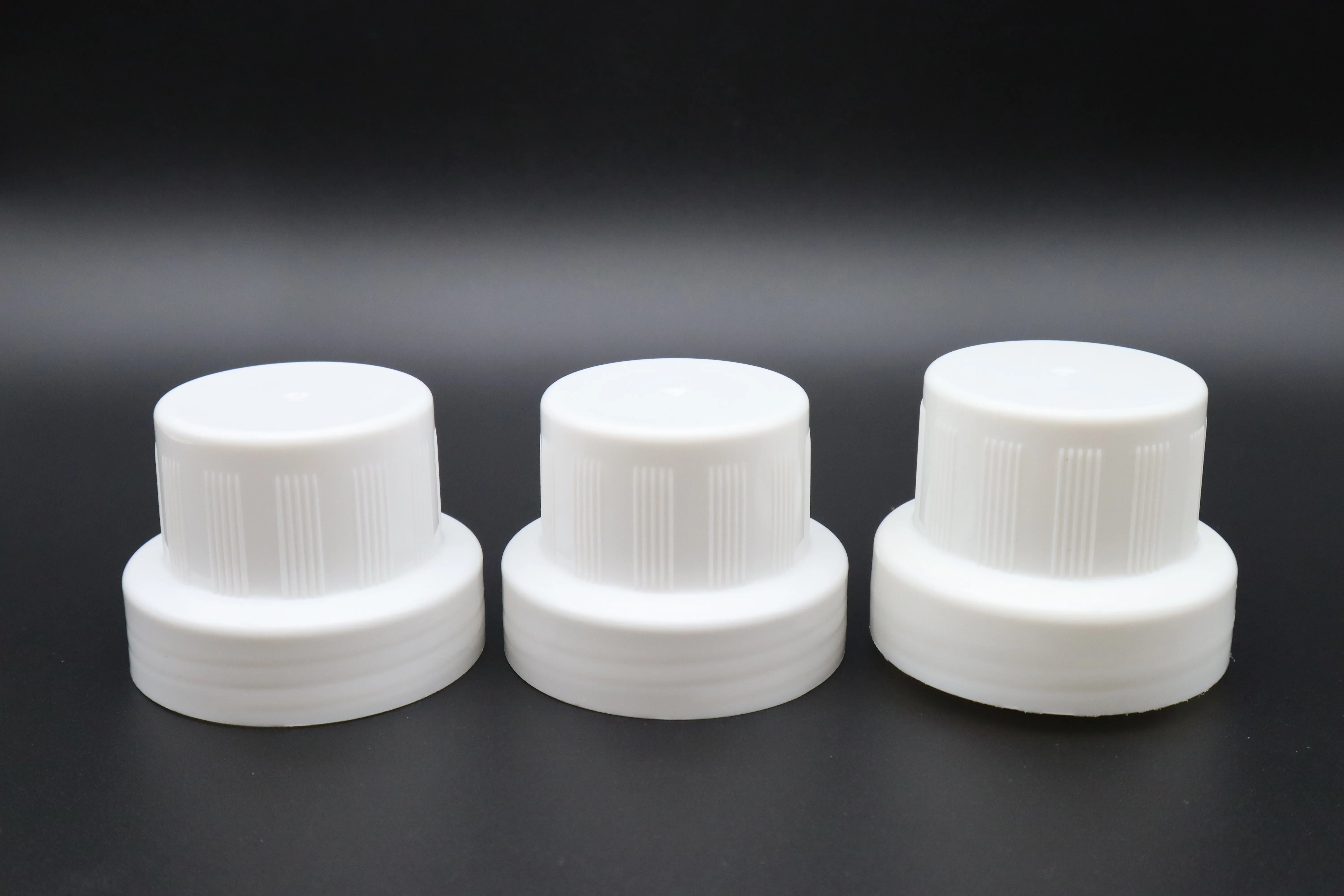 screw cap liquid laundry detergent bottle cap 38mm 45mm of detergent container pp cap