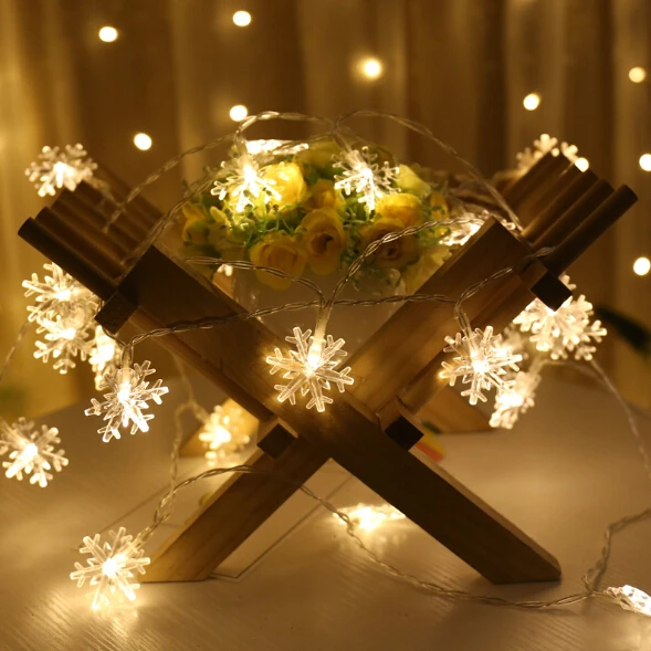 
Battery supply romantic wedding ceremony decorative LED twinkling christmas tree snowflake led string light 