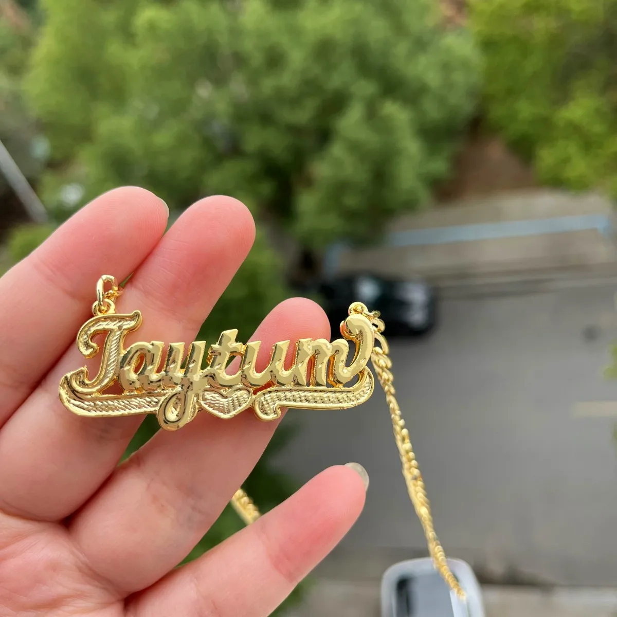 QIUHAN ODM Plated Custom Name Necklace Gold Double Layer Nameplate Brass 3D Pendant Letter Necklace Party Necklace