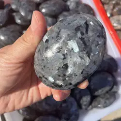 Wholesale natural crystal reiki palm stone larvikite quartz crystals healing palm stones crafts