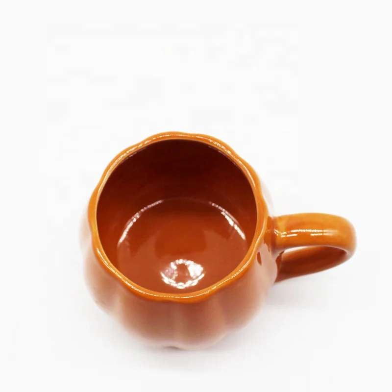 New design irregular stoneware bulk coffee mug pumpkin shaped ceramic milk tea cup with color dots