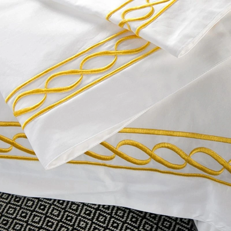 OEM Wholesale Luxury White Soft Duvets Covers 100%Cotton/Pure Silk Printed Bedsheet Comforter Set Home Bedroom Hotel Bedding