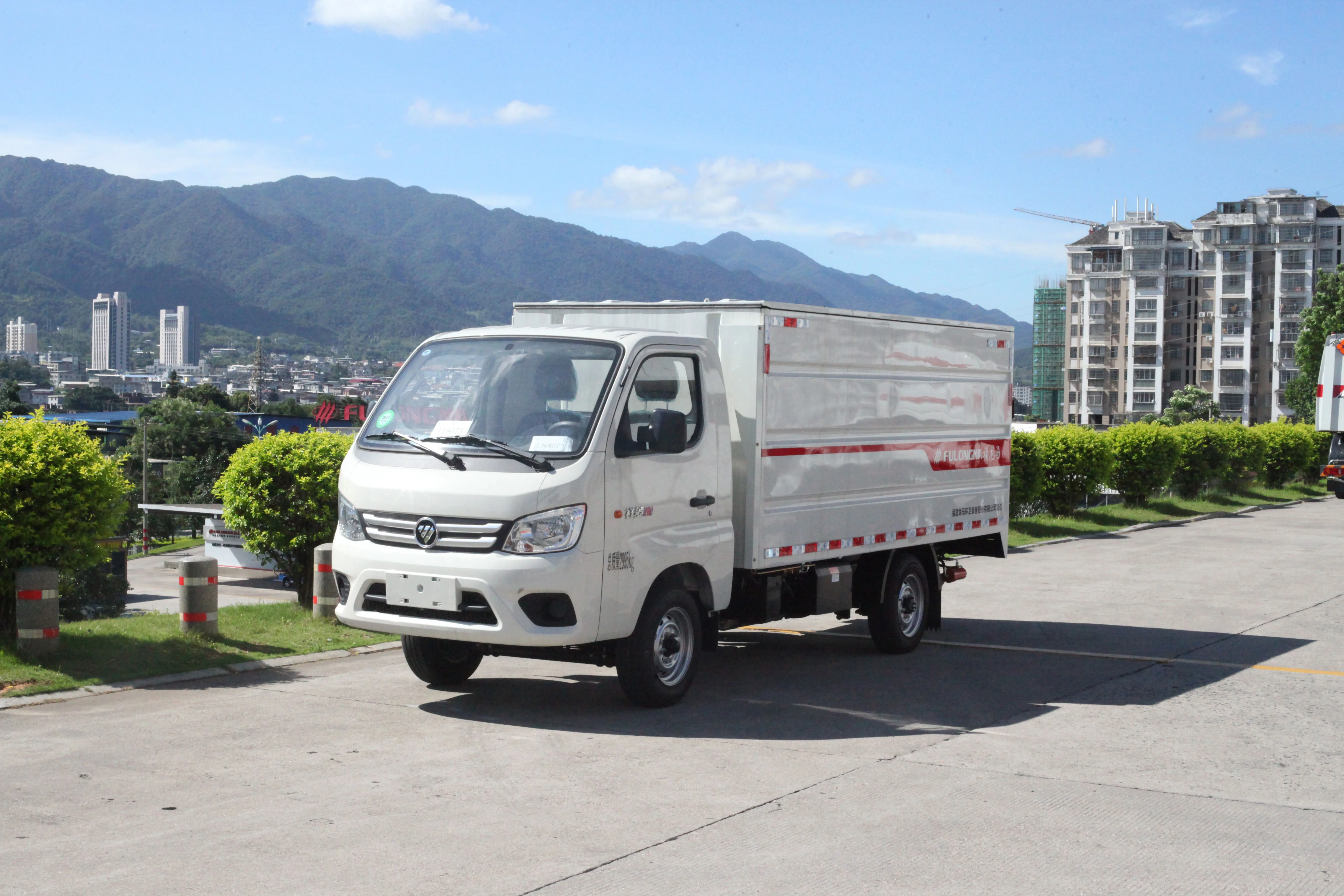 FULONGMA Foton 3 Ton Van Box Truck Trucks For Sale