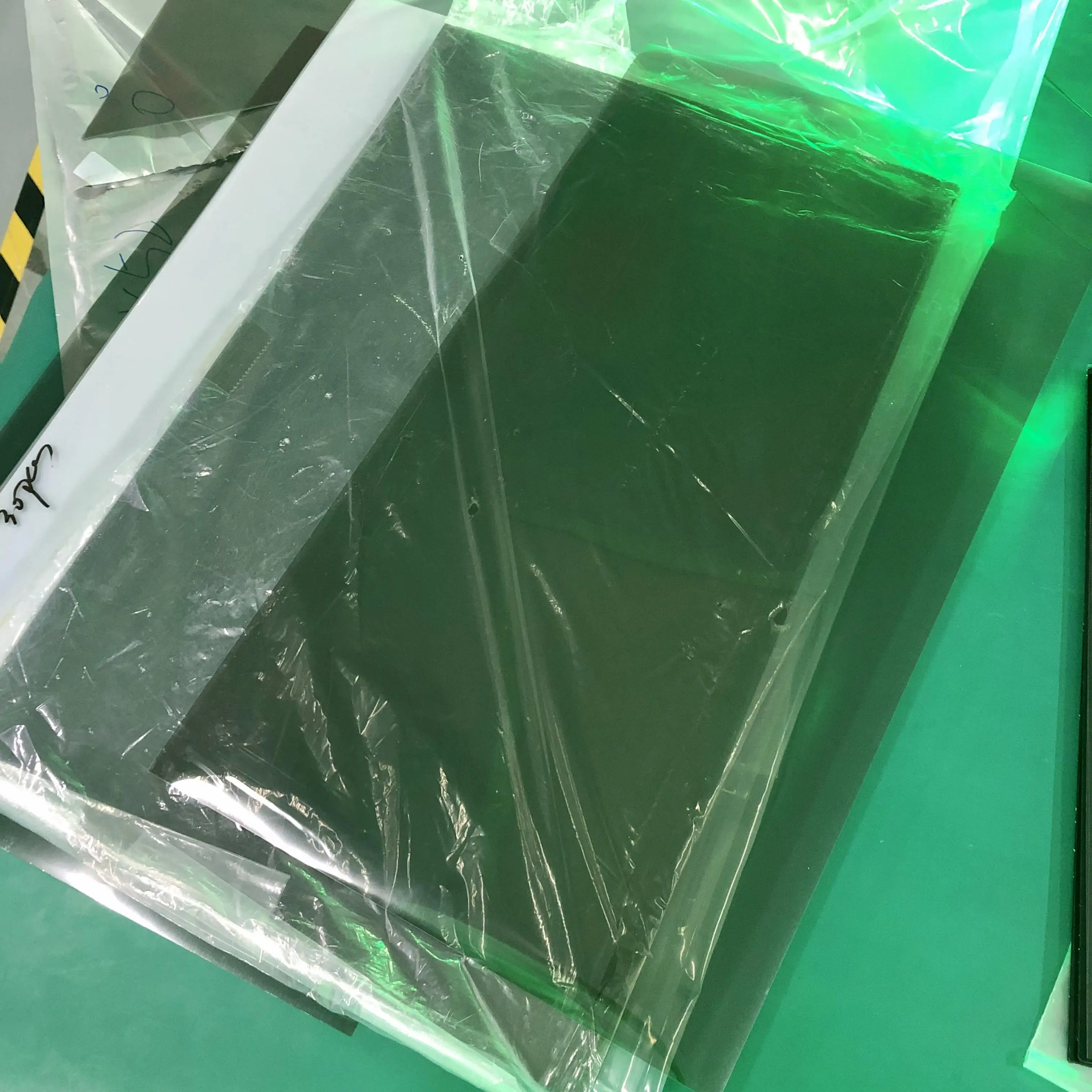 Top Sale Guaranteed Quality LED LCD TV 32 43 50 55 65 Inch Polarizer Film TVS IPS Polarizing Filter Sheet For LG BOE AUO Panel