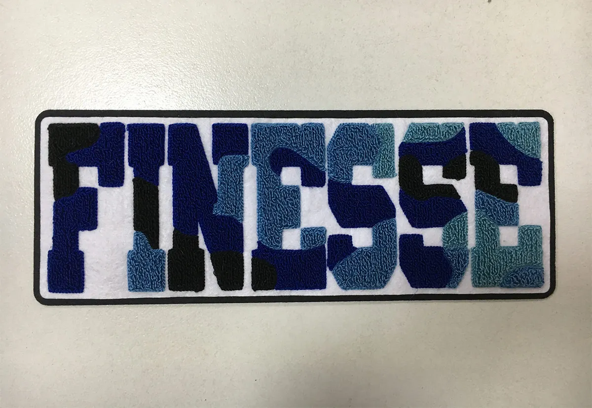 Hot Sale Embroidery Large Logo St. Patrick Day Lucky Clover Chenille Patches Iron On Holiday Patch For Clothing