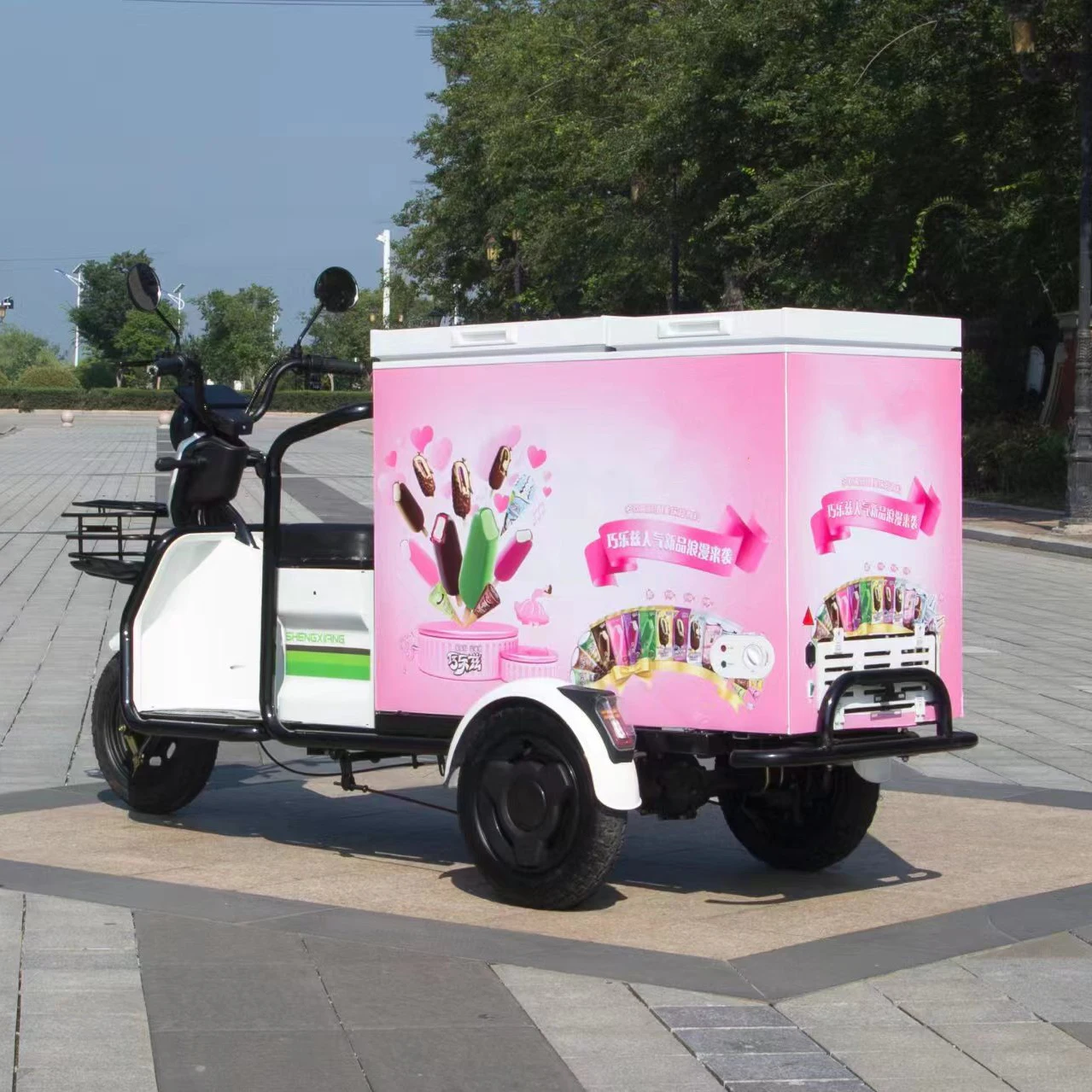 Tricycle Efficient Solution Three-Wheeler Refrigerated Cabinet Freezer Cargo Convenient Delivery for Urban Areas For Popsicle