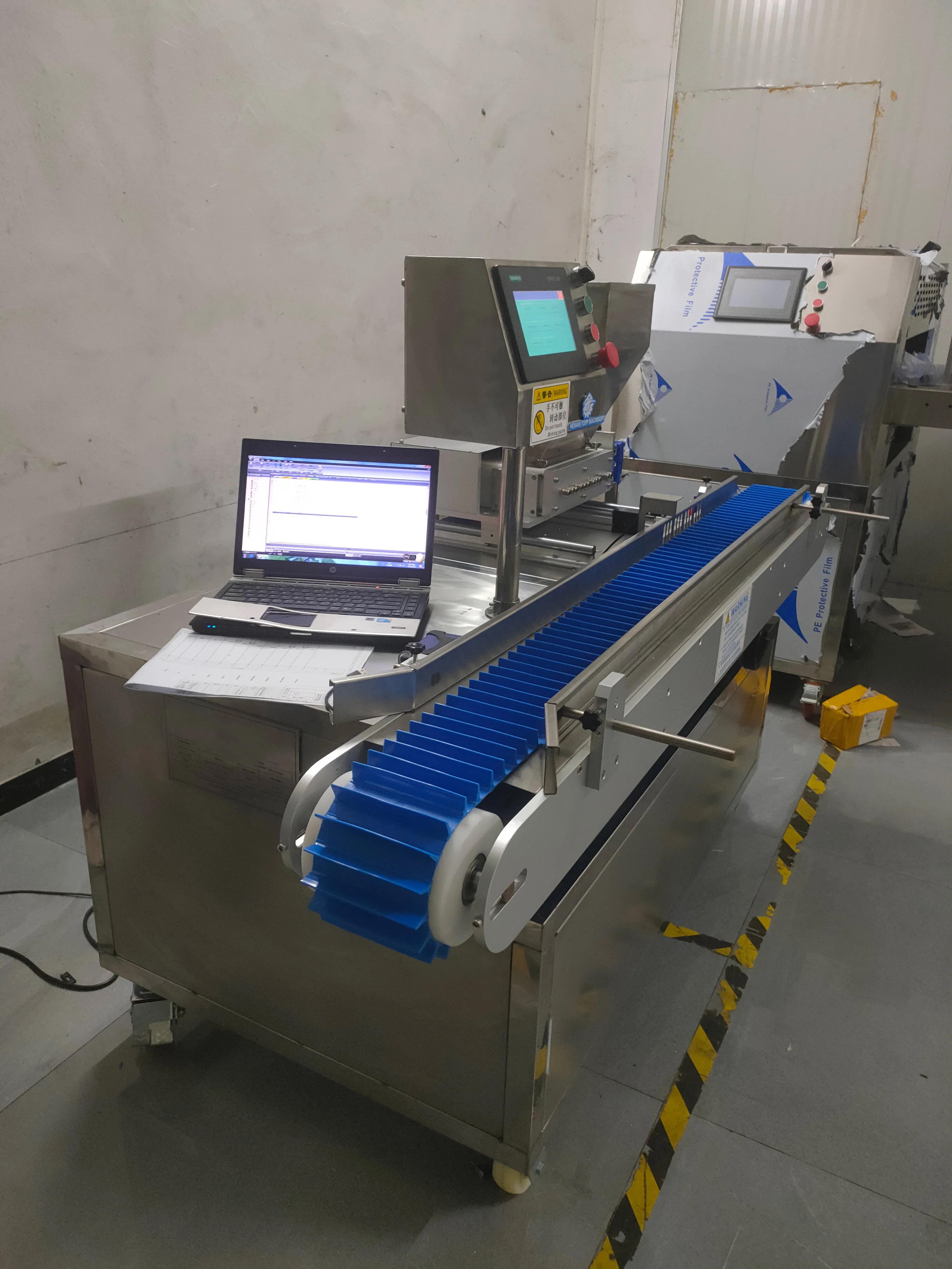 Bread cake cream injecting machine bread filling machine bread cream fill Egg Roll Stuffing wafer egg roll machine