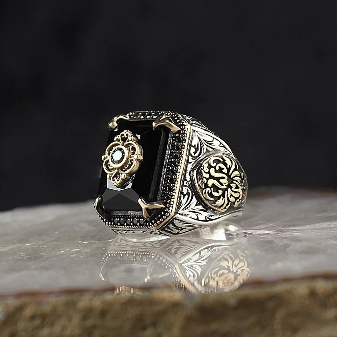 Free samples Wholesale Hot Selling Punk Hip-hop Vintage Blackened Square Diamond Ring Jewelry For Men