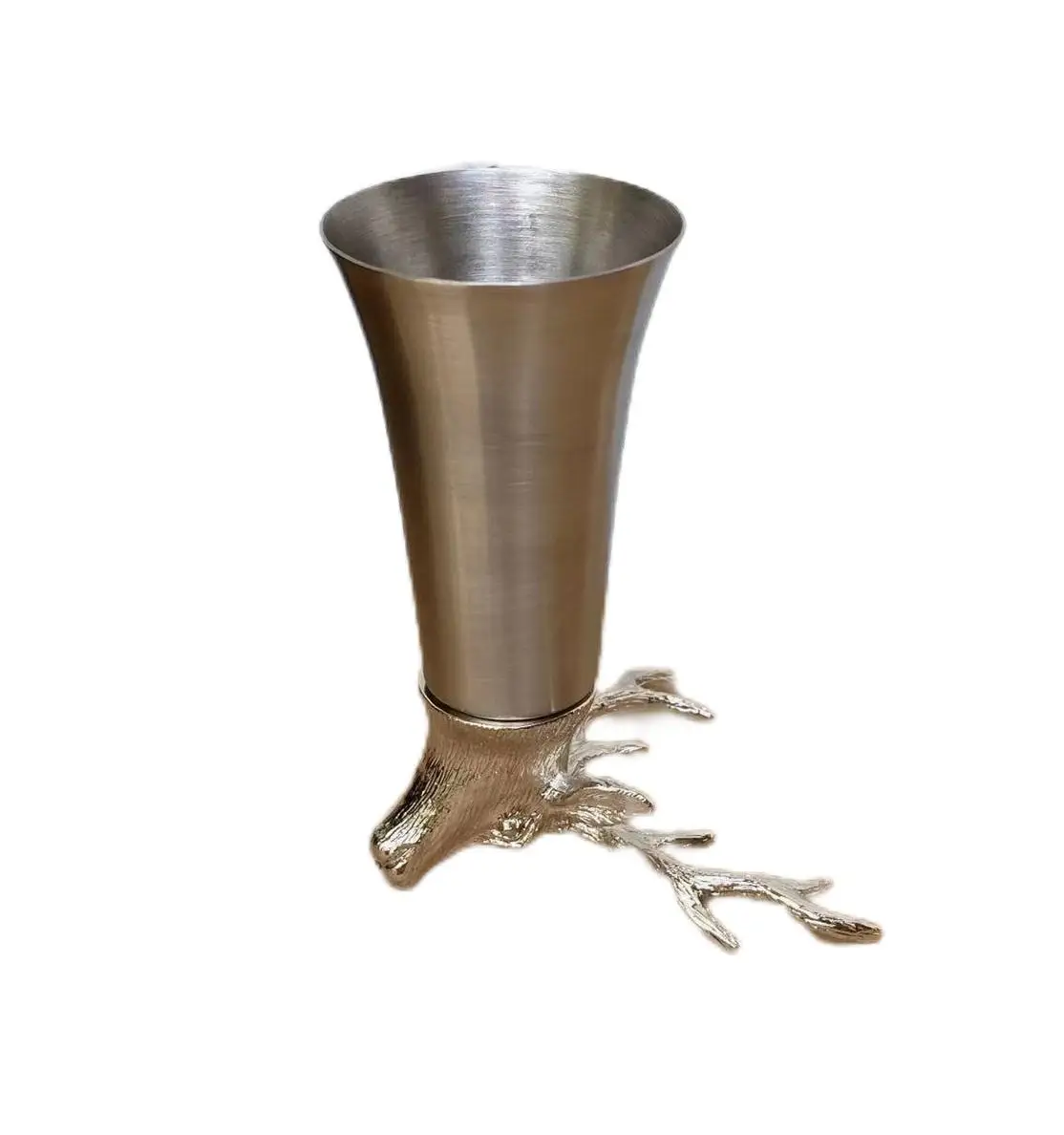 Durable And Non-fragile Metal Wine Glass With Unique Shaped Small Spirit Glass For Whiskey, Rum, And Gin
