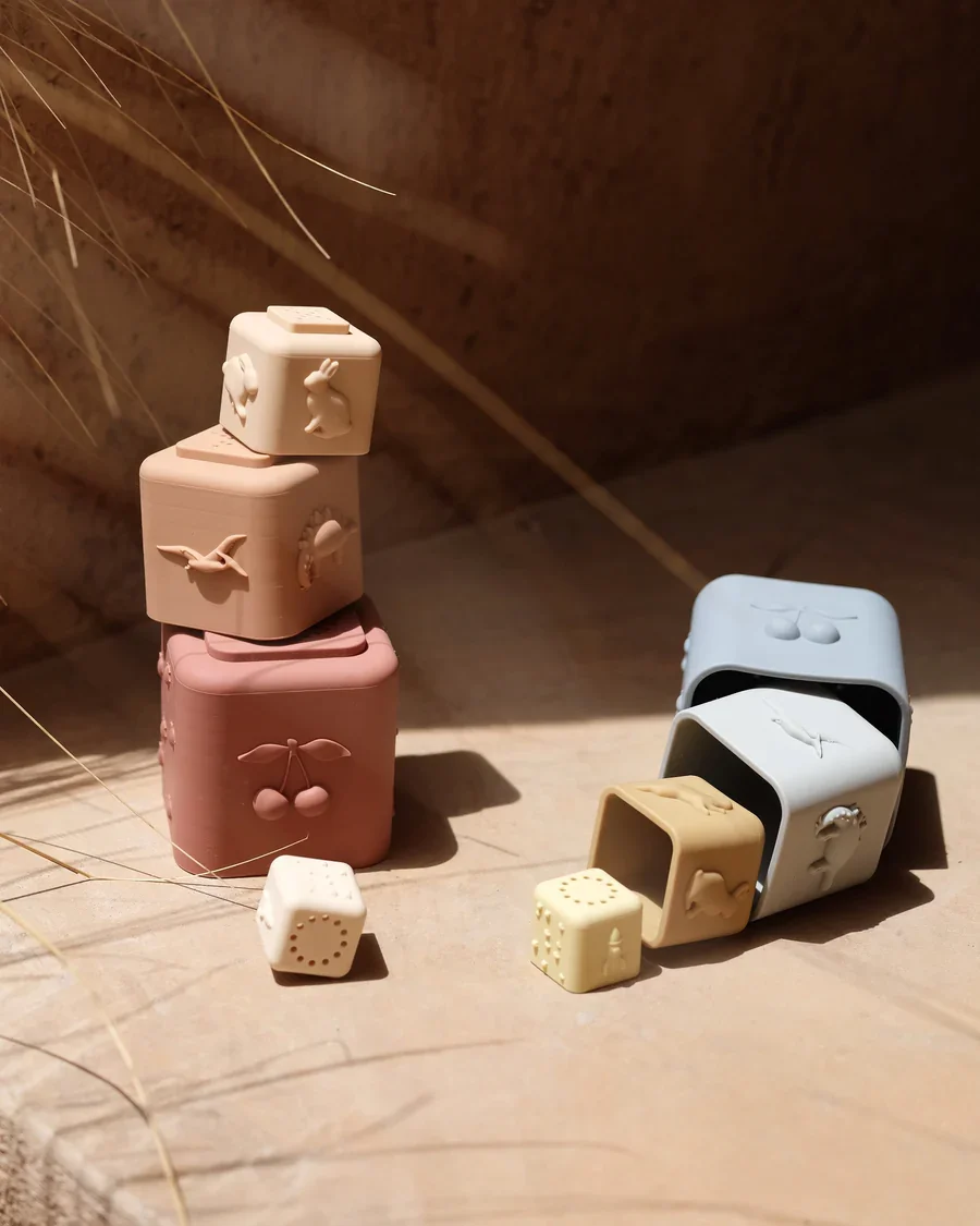 4PC Silicone Stacking Tower & Nesting Cups, Soft Building Stacker Water Bath Toy For Baby Early Learning