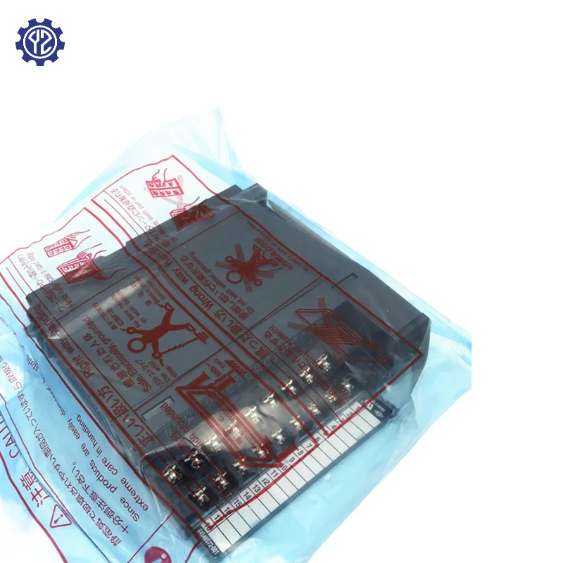 Mitsubishi  Melsec Q Series PLC 16 Points Transistor Output Unit QY80