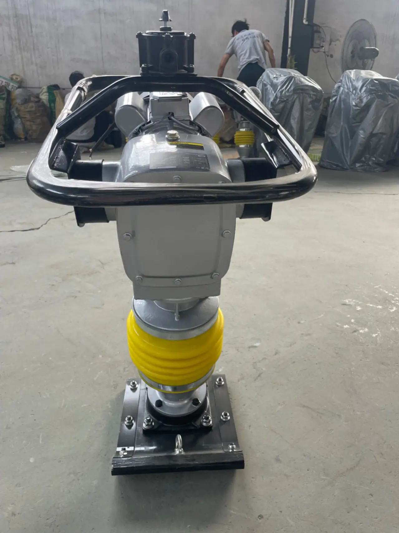 Kowloon HCR100 Compactor Vibrating rammer tamping rammer Gasoline Handheld 5.5Hp Honda Engine Small  Compactor Tamping Rammer