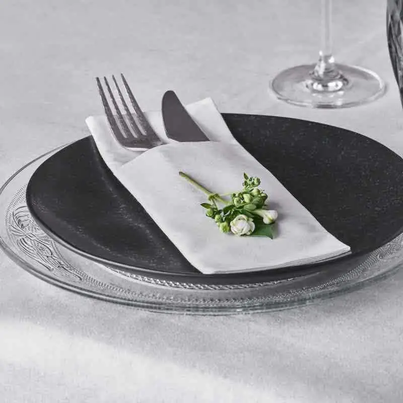 High Quality Disposable Guest Cutlery Napkin Pocket Custom Logo Branded Eco-Friendly ABSORBENT CLOTH Non-Woven Paper Material