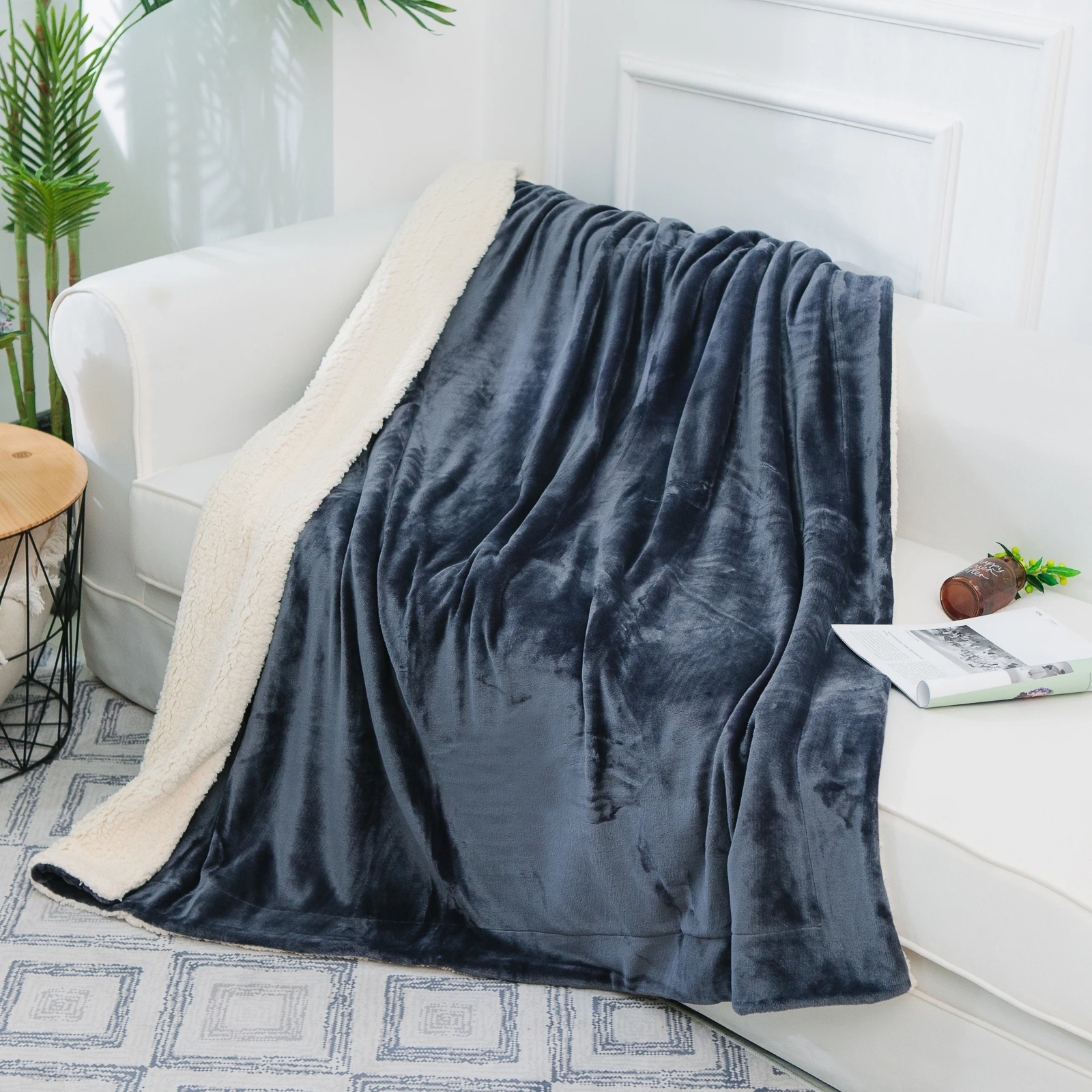 high quality 100% polyester fleece blankets wholesale for winter