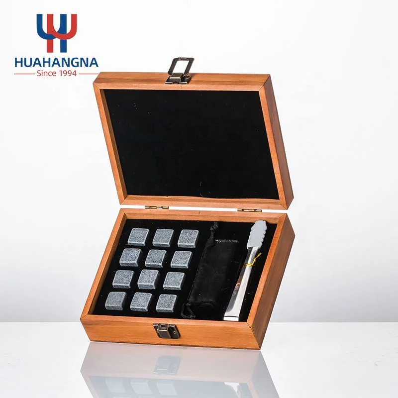 Wholesale Barware Accessories Customized Logo Natural Granite Chilling Ice Whiskey Stones Box Gift Set for Whisky Liquor