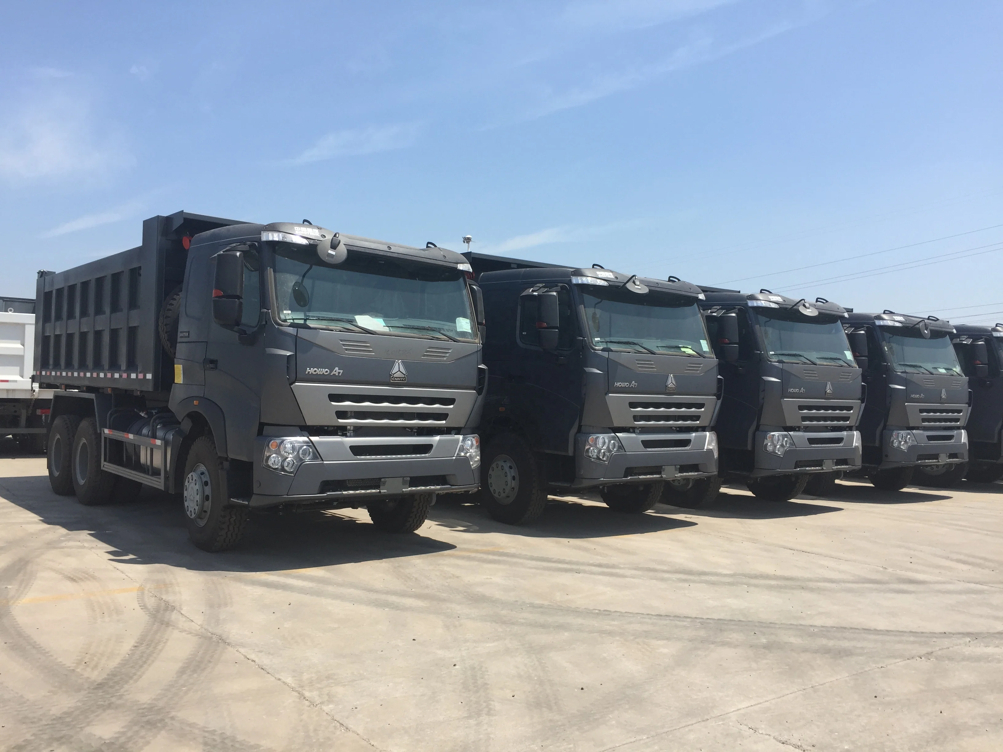 HOWO A7 371HP 10-wheels dump truck tippter truck