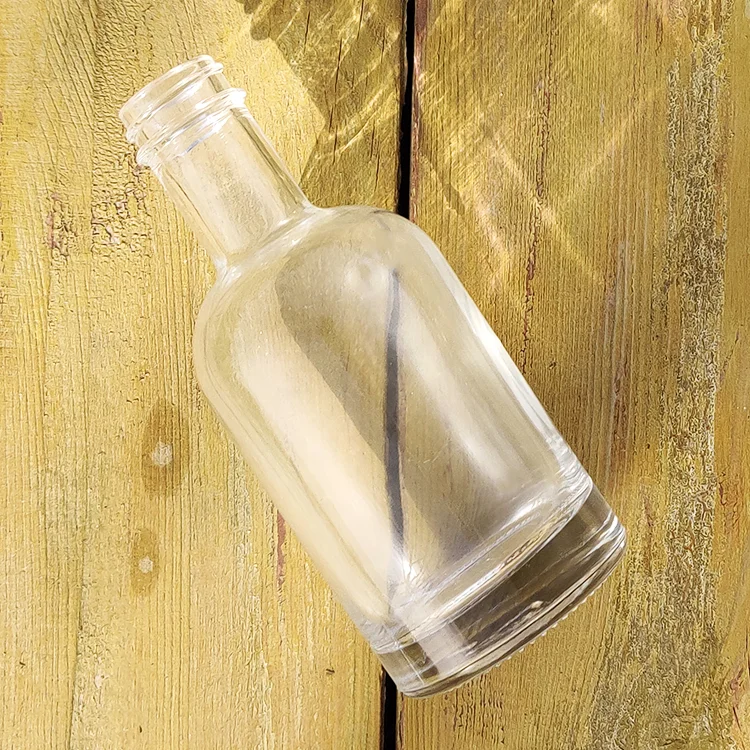 RSG Round GPI Screw Cap Finish Empty Wine Bottle Manufacture 20cl Liquor Container Small Alcoholic Beverage 200ml Glass Bottle