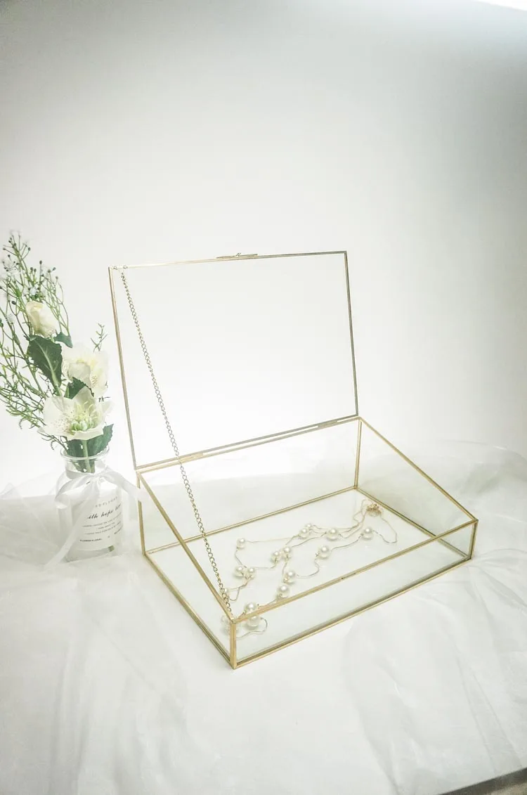 Golden Vintage Glass Lidded Boxs Rectangular And Brass Gold Mirror Tray Trinket Packaging Jewellery Organiser Glass Box