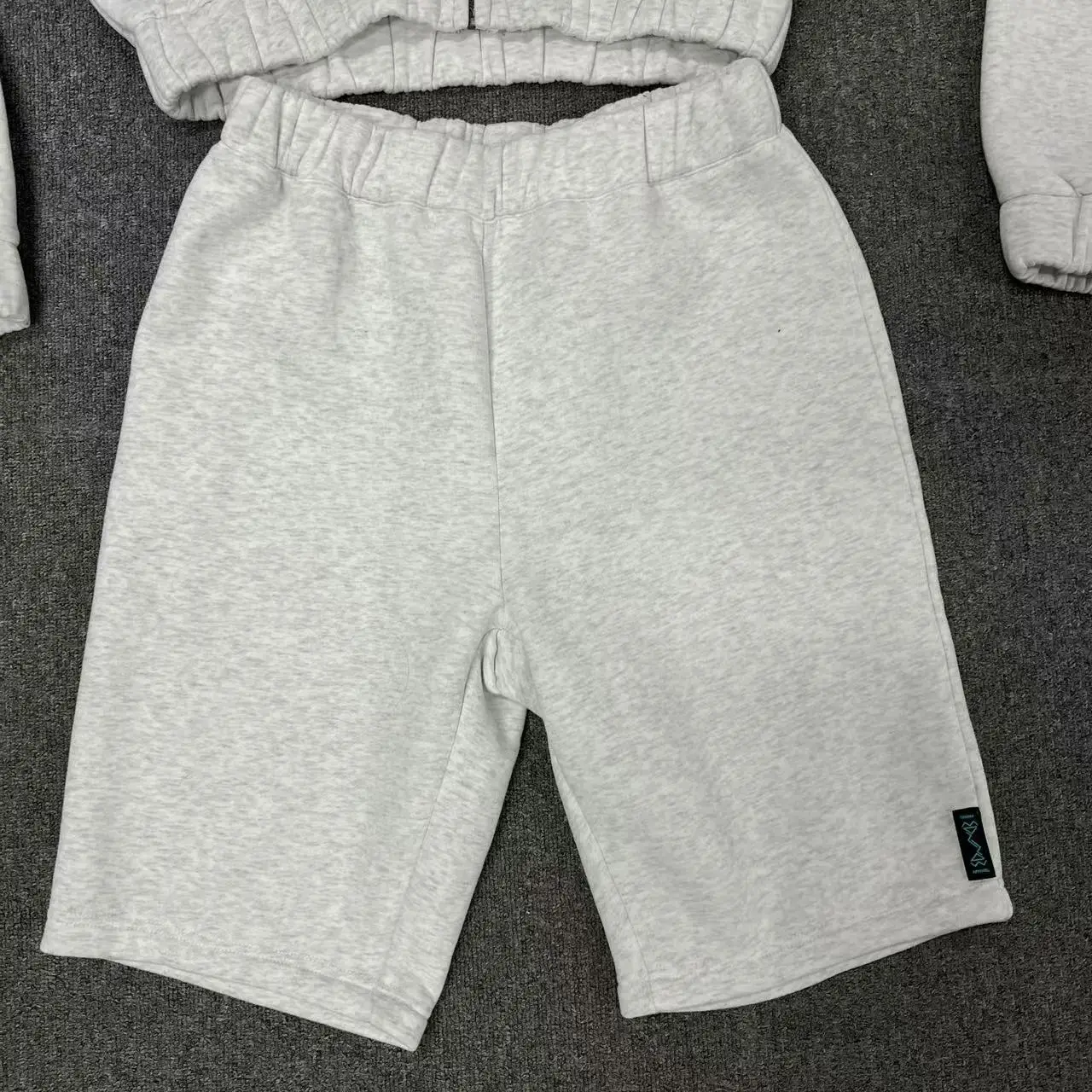 Wholesale Summer Casual Plain 330gsm Fleece Shorts Blank Fitness Outdoor Plain Gym  Unisex Drawstring Solid Color Shorts For Men