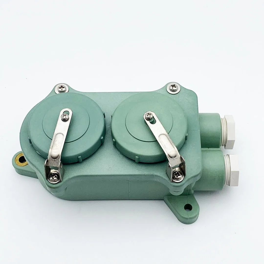 2P+E 250V 15A Z-2M marine water tight receptacle socket 792831