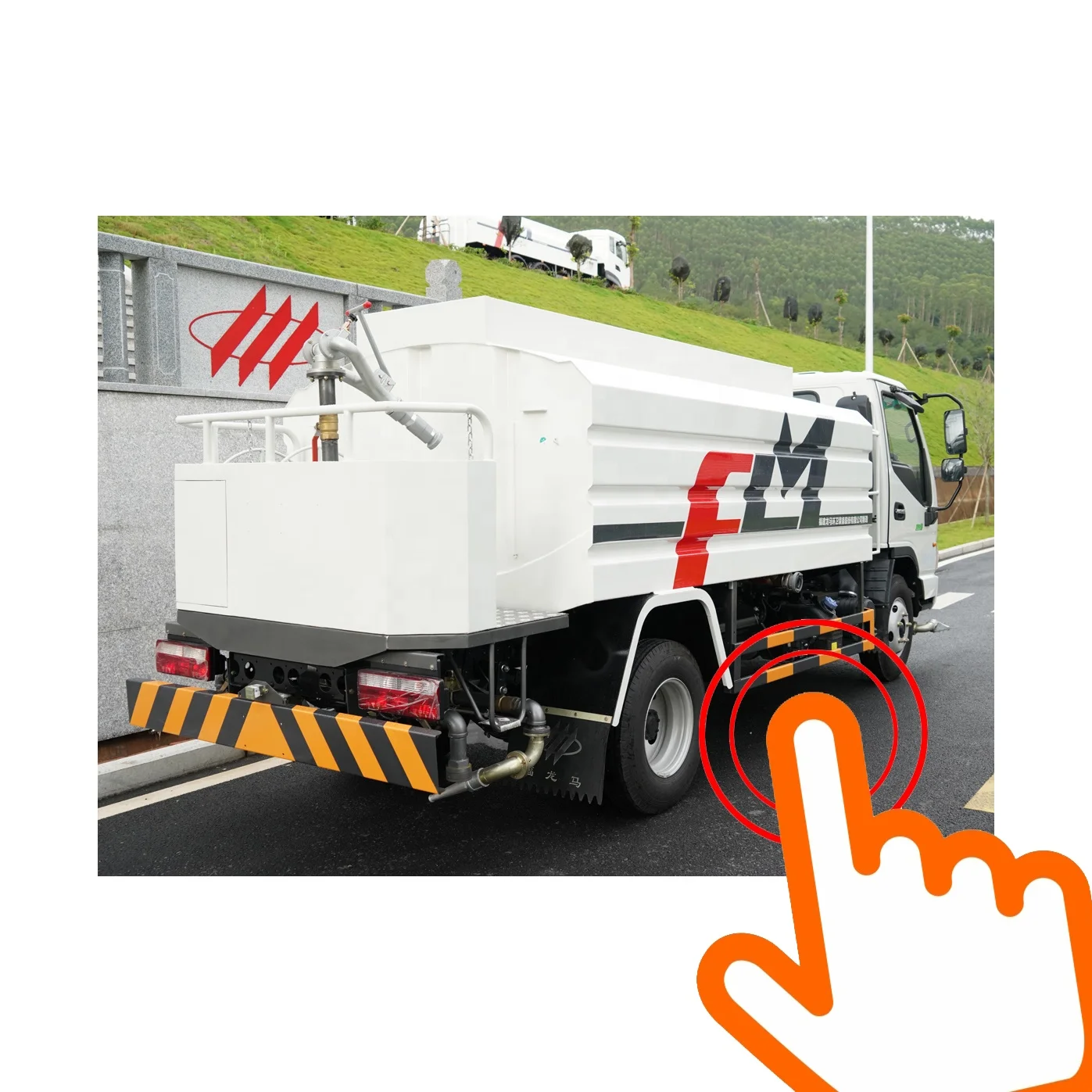 FULONGMA 4200L city water delivery diesel powered road cleaning truck