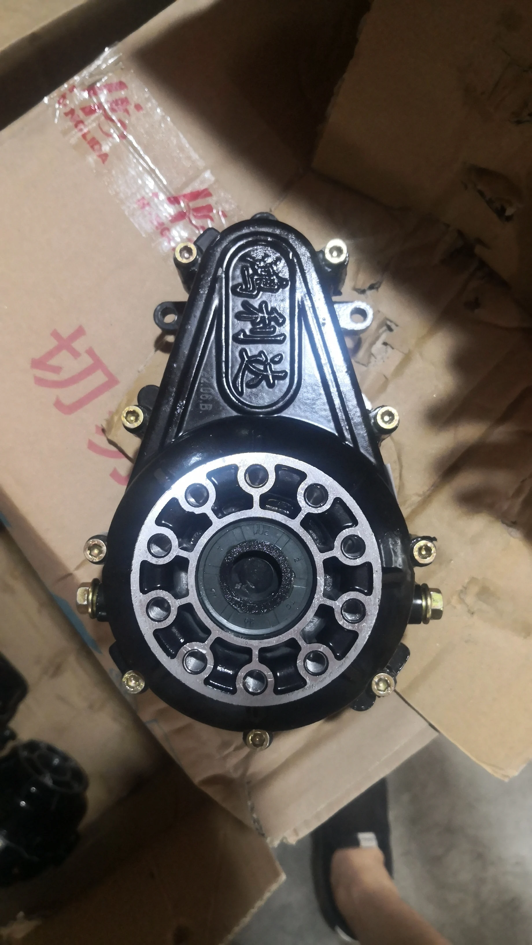 Wholesale 18 teeth Motor Differential Gearbox For Electric Tricycle And Rickshaw Electric Motor Reduction Gearbox
