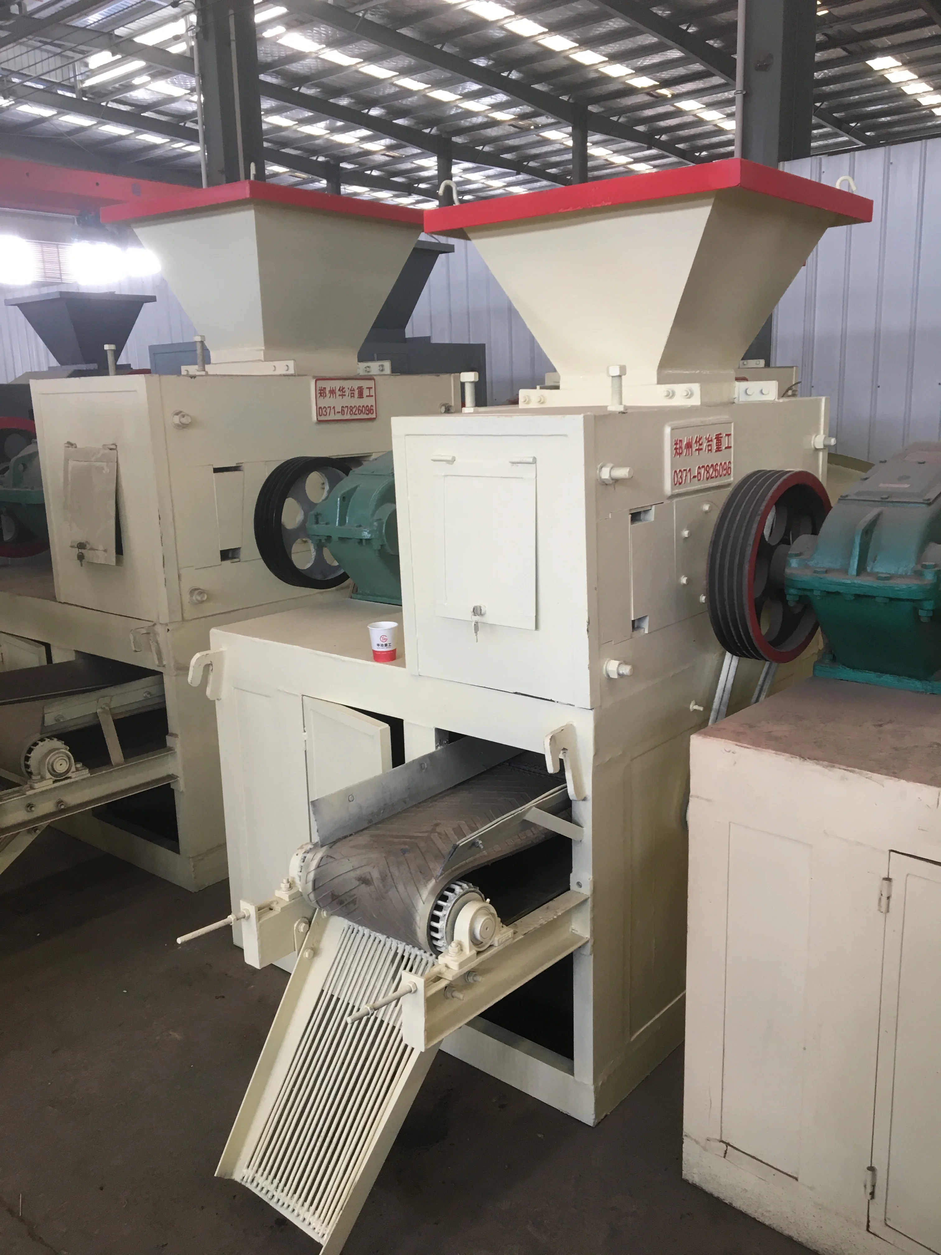 Hot-selling coal briquette machine Charcoal briquette manufacturing coal briquette forming machine price