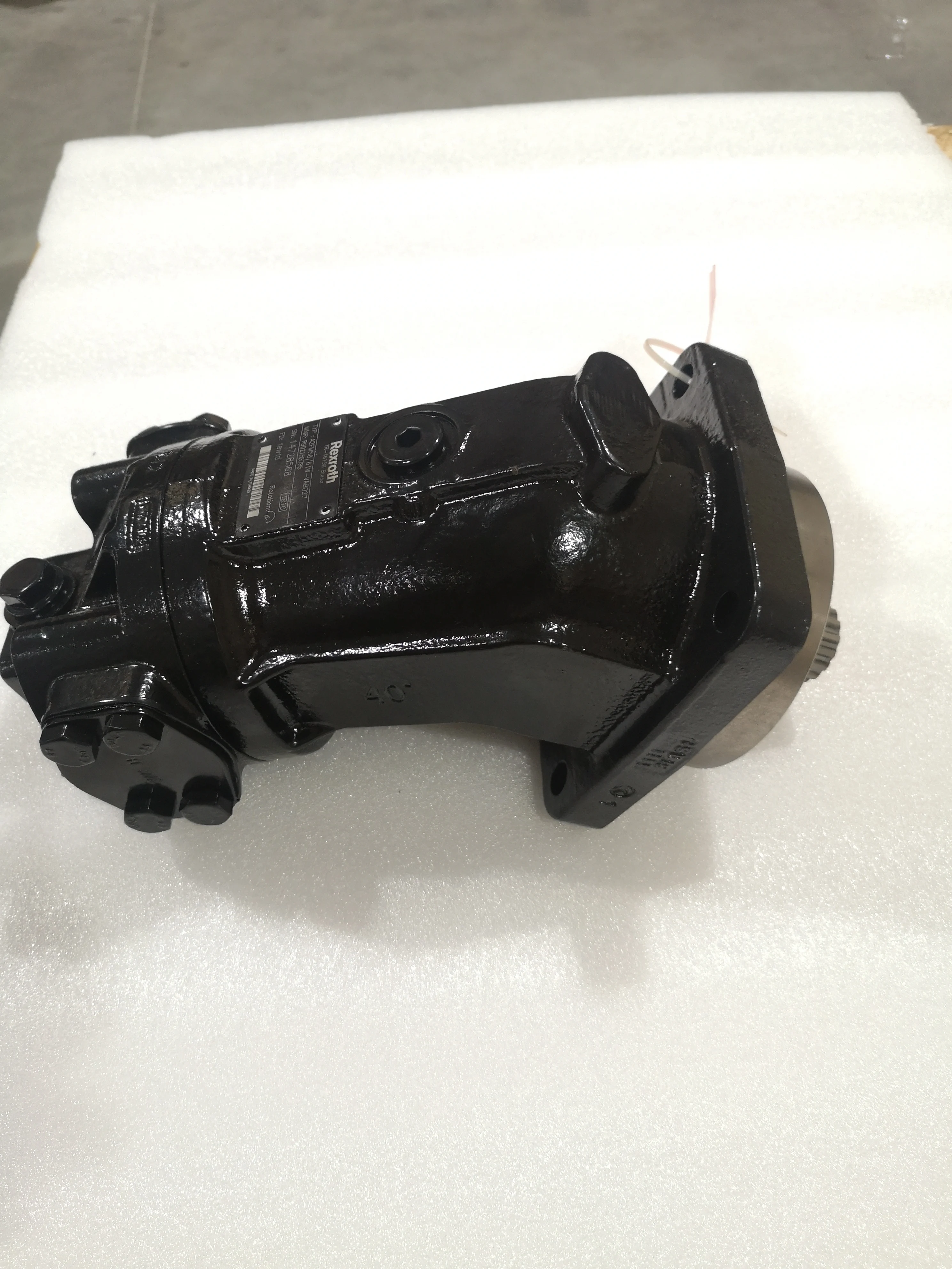 Rexroth A2FM56/61W-VBB020 Hydraulic Motor for Hydraulic Spare Parts Large Inventory Ready to Delivery