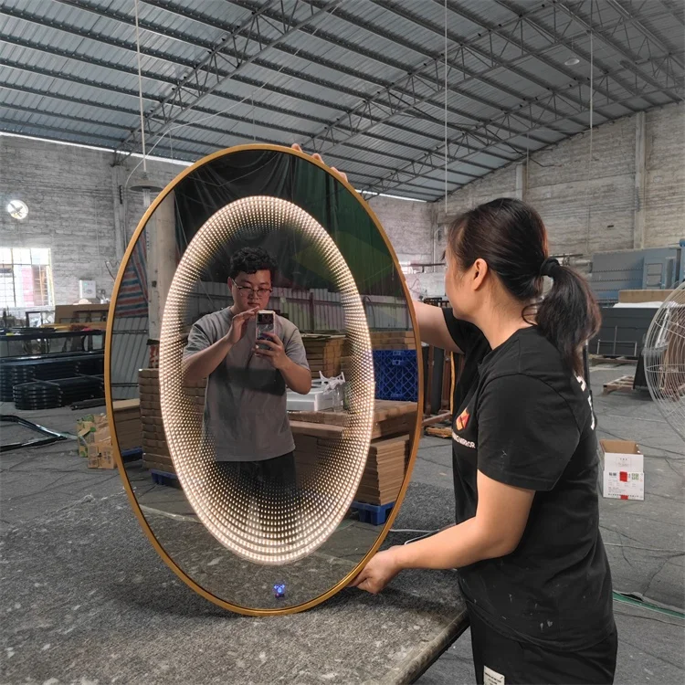 Wholesale Factory Bathroom LED Lighted Wall Mirror Fashion Bathroom Decor Vanity Mirror Memory Dimmable Touch Switch Control