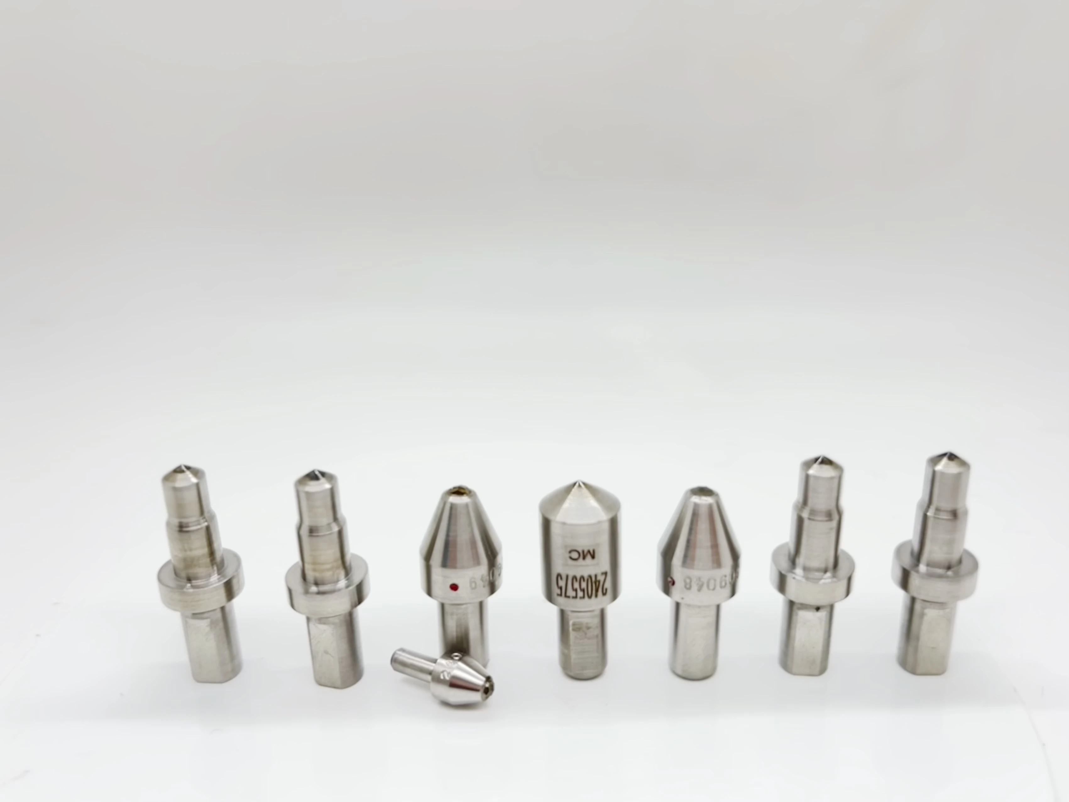 Hardness measuring tool set with diamond Hardness measuring tool set with diamond