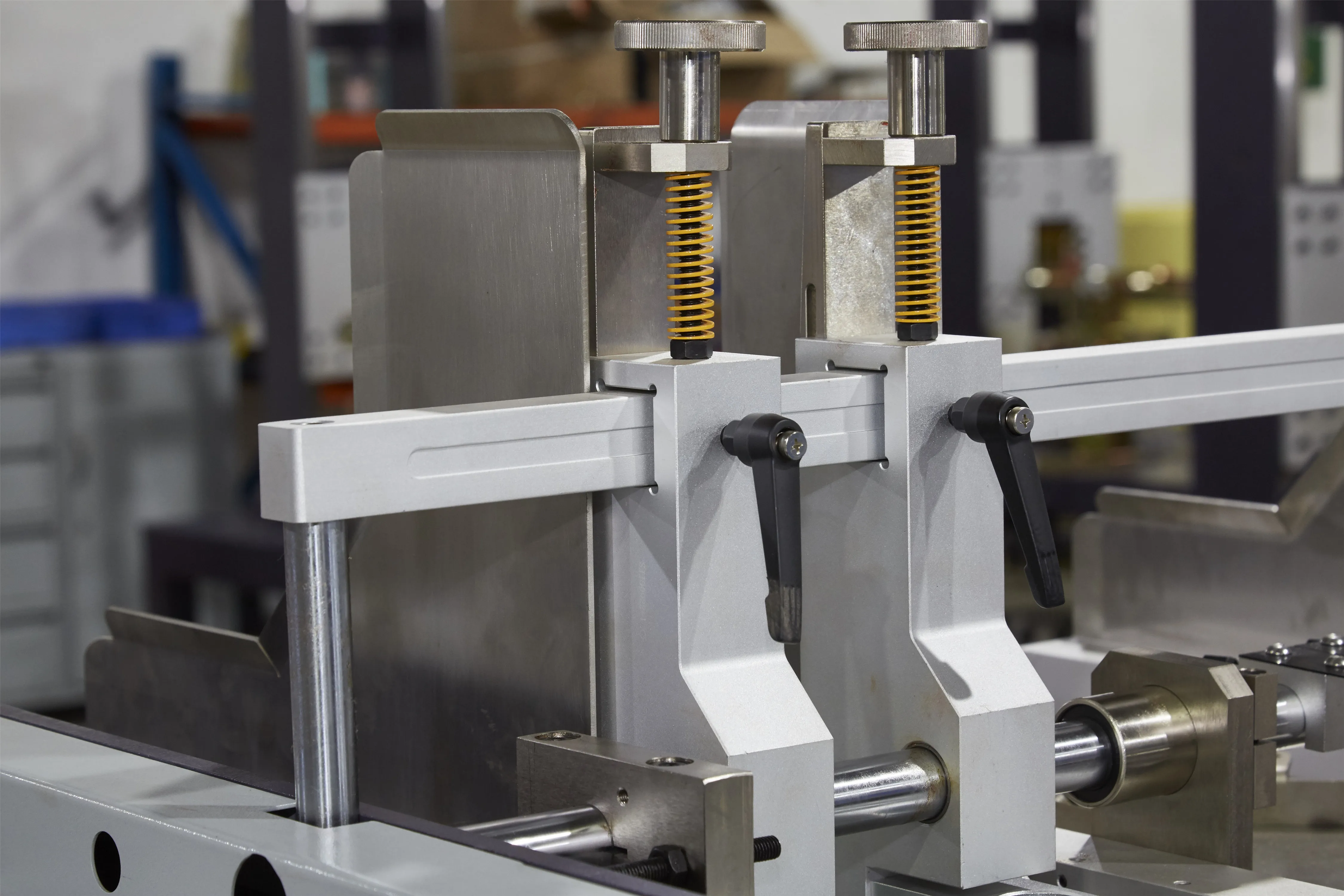 Automatic high quality shoes box corner pasting machine