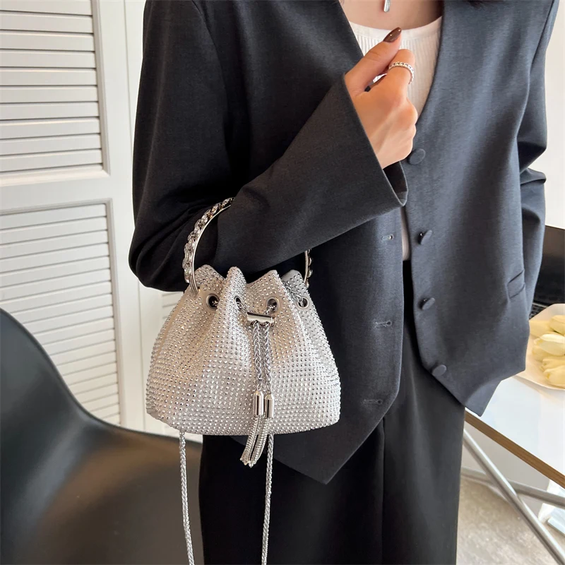 Yiwu Suka Ready to ship Women Crystal Rhinestone Handbags Party Prom Diamond Evening Bags Clutches Shoulder Bucket Bags