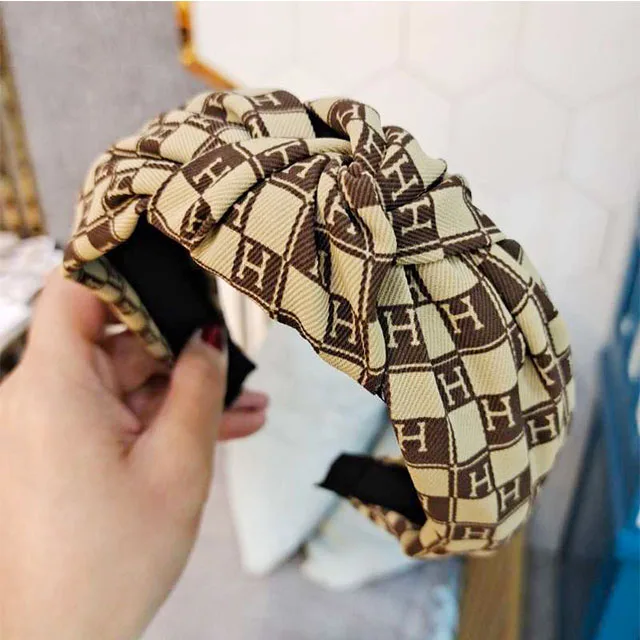 New high-end Retro Letter Knotted Hair Band Simple Bow Hair Band Fashion Girl Hair Band