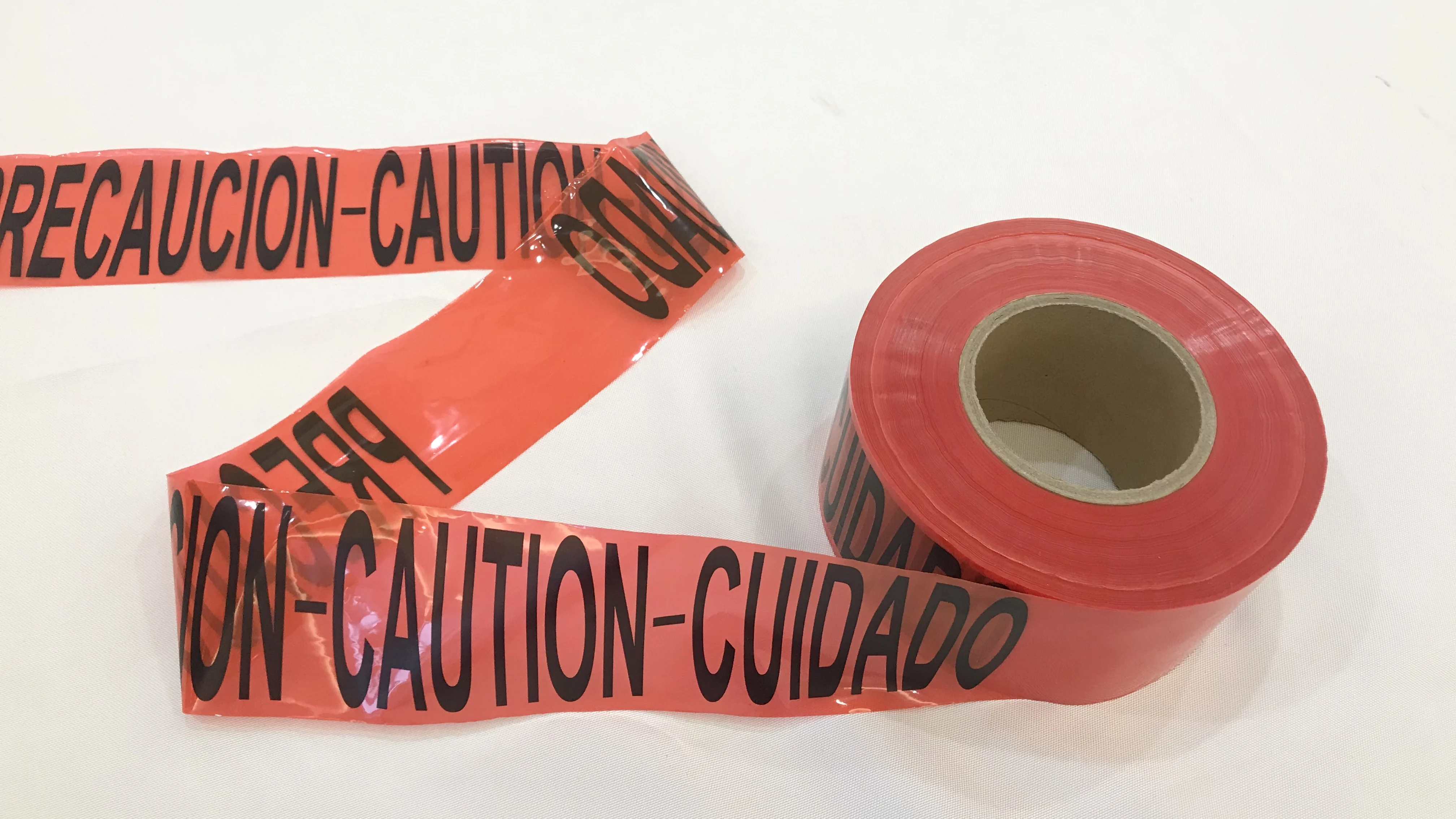 DINGWANG 50mm*100m PE Warning Tape Can be Customized Reflective Plastic flawless dermaplane glow