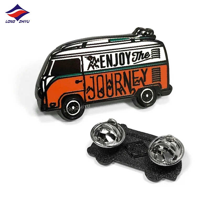 Customize Metal Gold Badges of China Manufacturer Metal Pin Badges Shenzhen Longzhiyu 15years Supplier