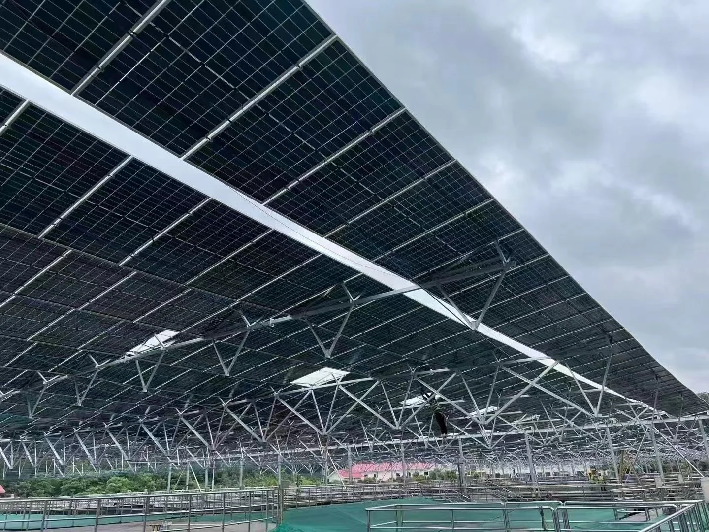 Sunkit Cheap 555w 550w 540w Bifacial Solar Panels From Photovoltaic Modules Wholesale Placas Solares bipv