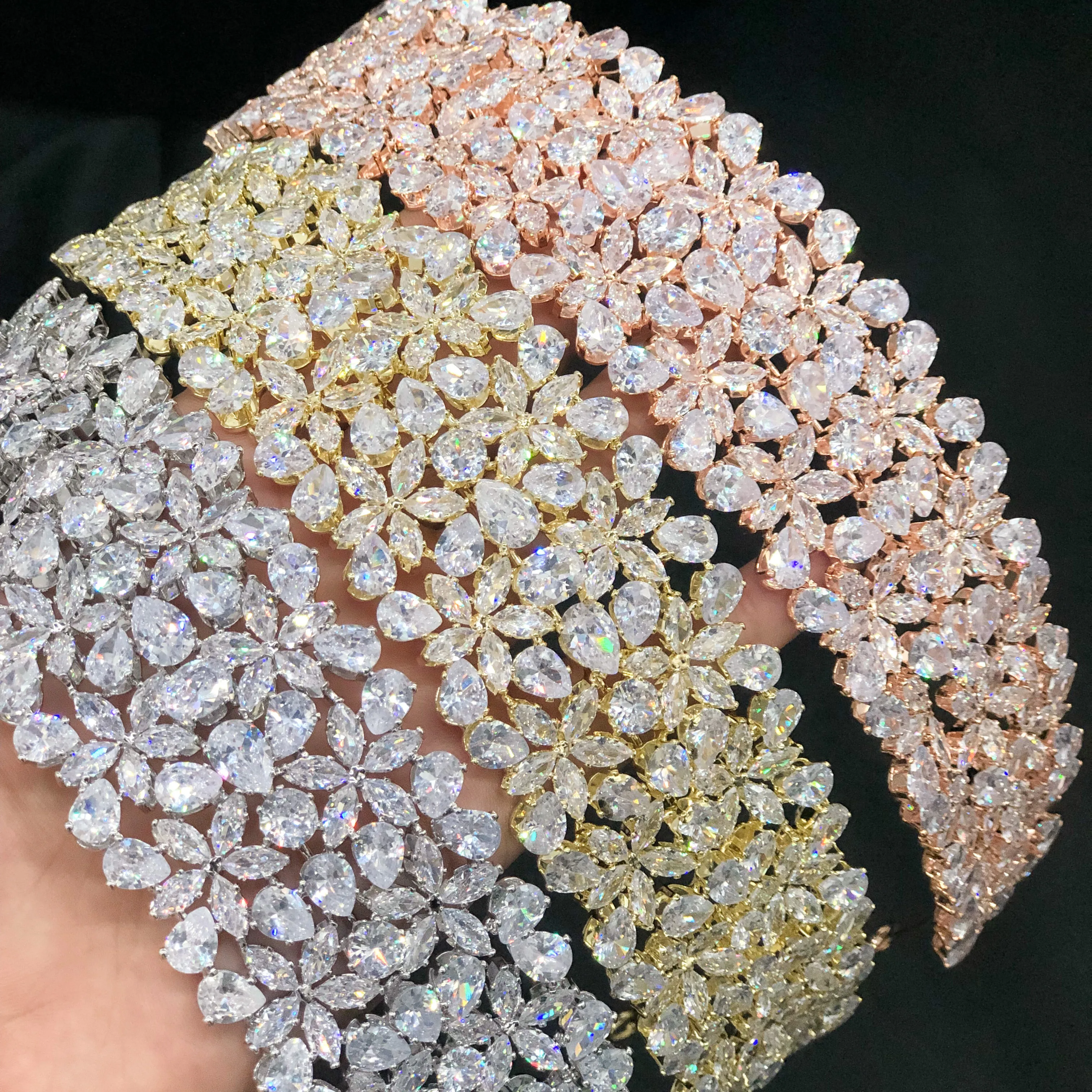 New stylish  Elegant Full Zircon Zirconia Women Headpiece Jewelry Tiara Crown Wedding BridaL TIARA