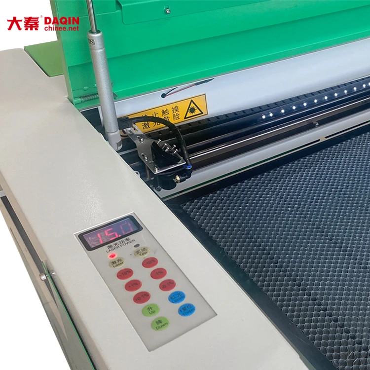 Professional-Grade CO2 Laser Cutting Machine for Phone Screen Protection